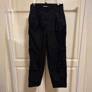 🩷Aritzia Cargo Pants